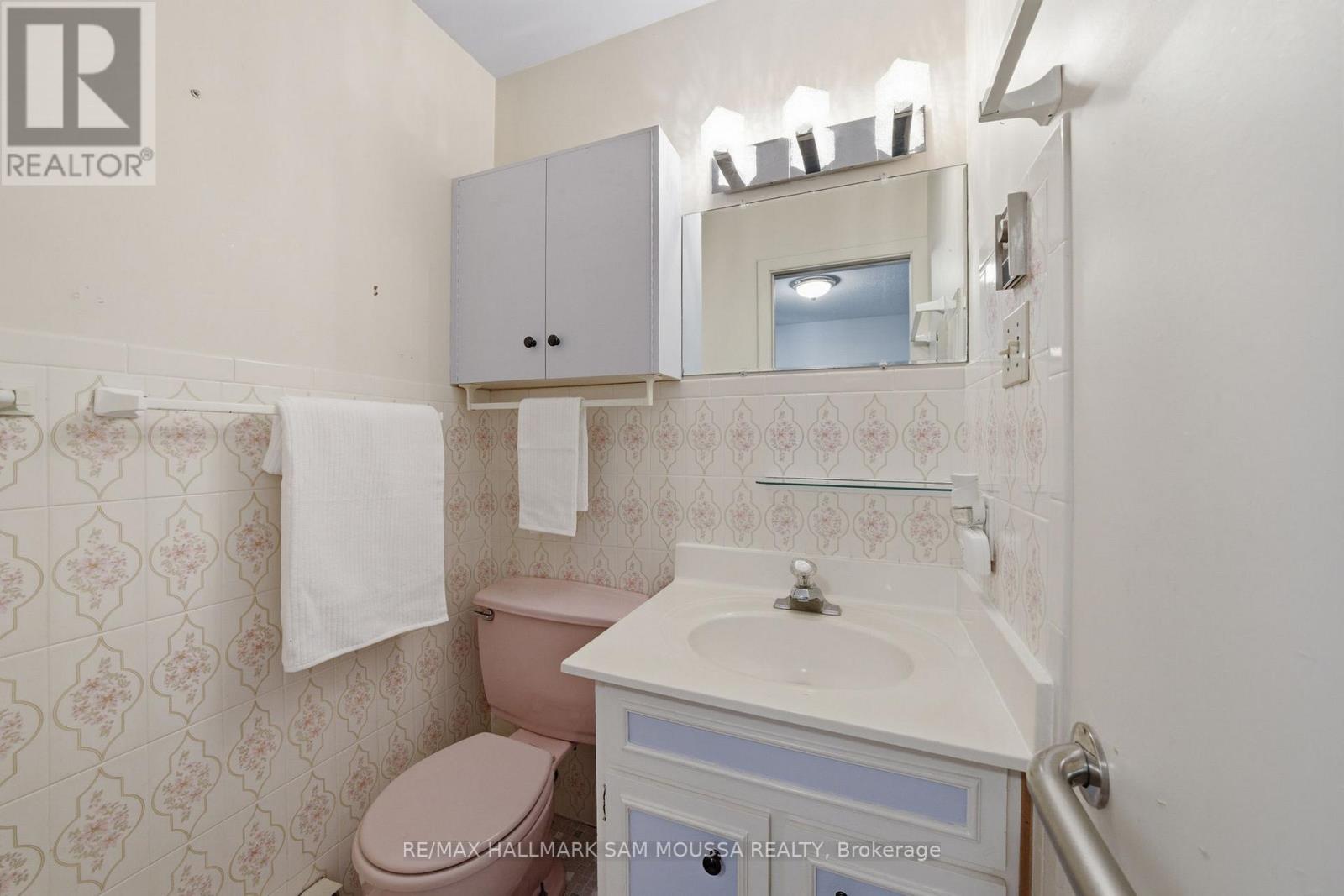 122 Colonel Nicholson Lane