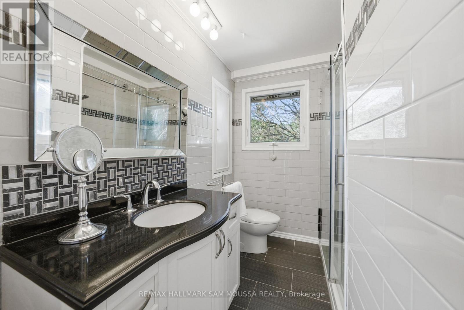 122 Colonel Nicholson Lane