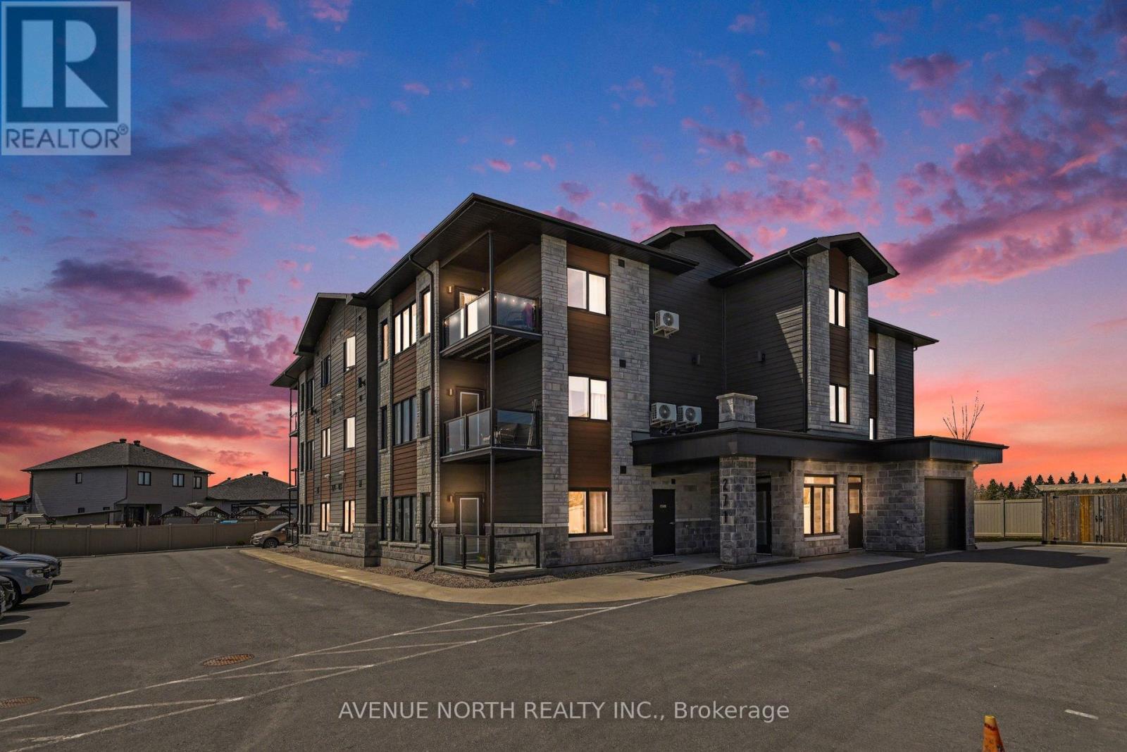 102 - 271 Belfort Street