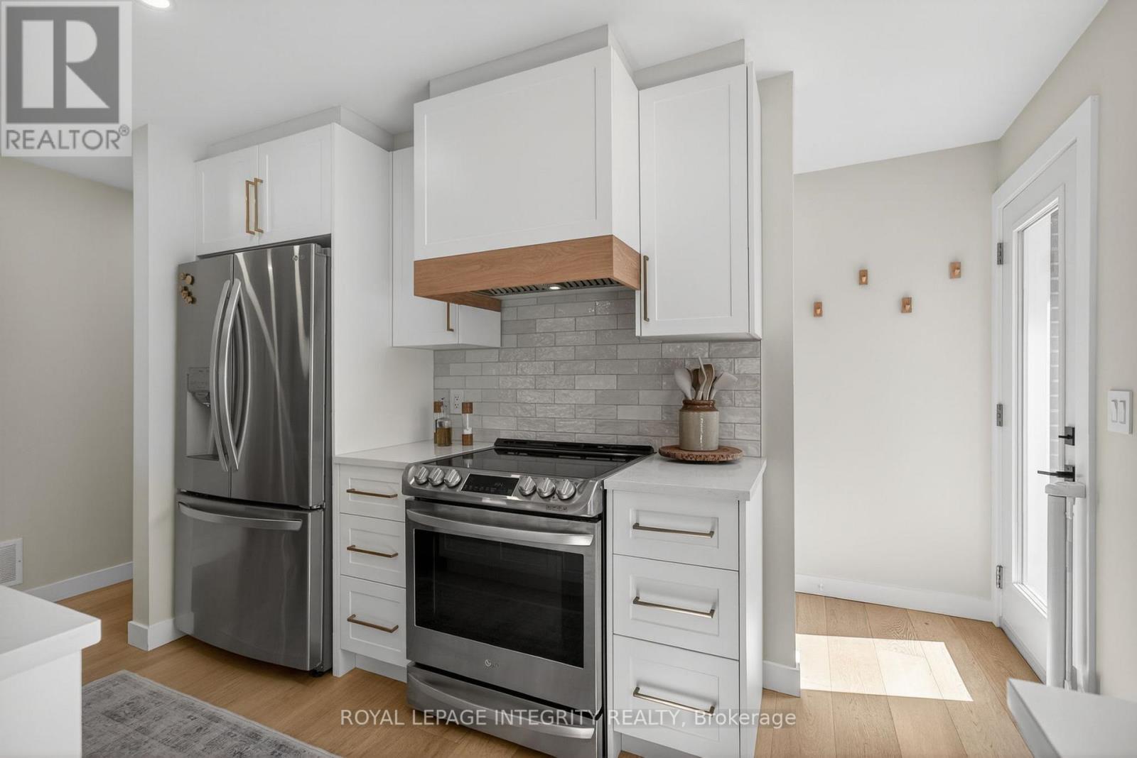 1145 Greyrock Crescent