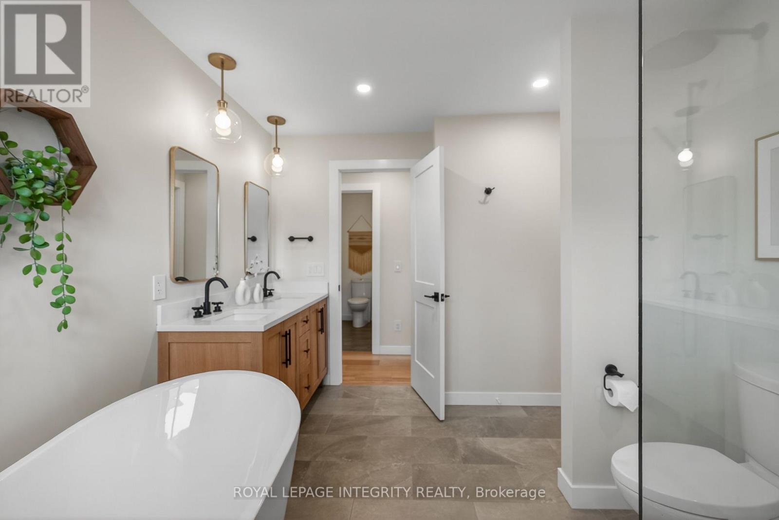 1145 Greyrock Crescent