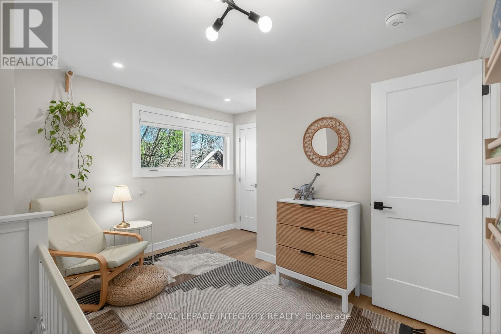 1145 Greyrock Crescent