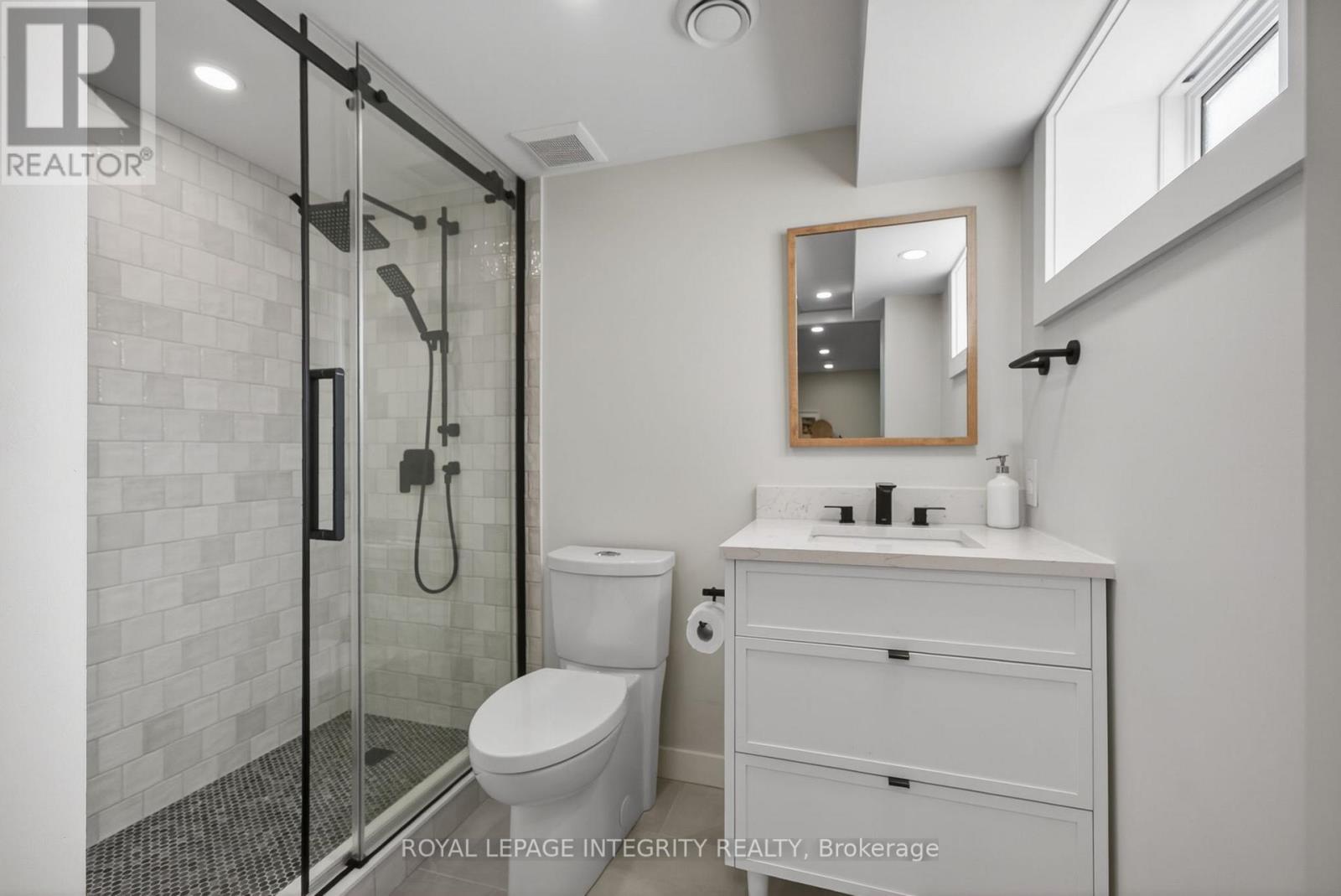 1145 Greyrock Crescent