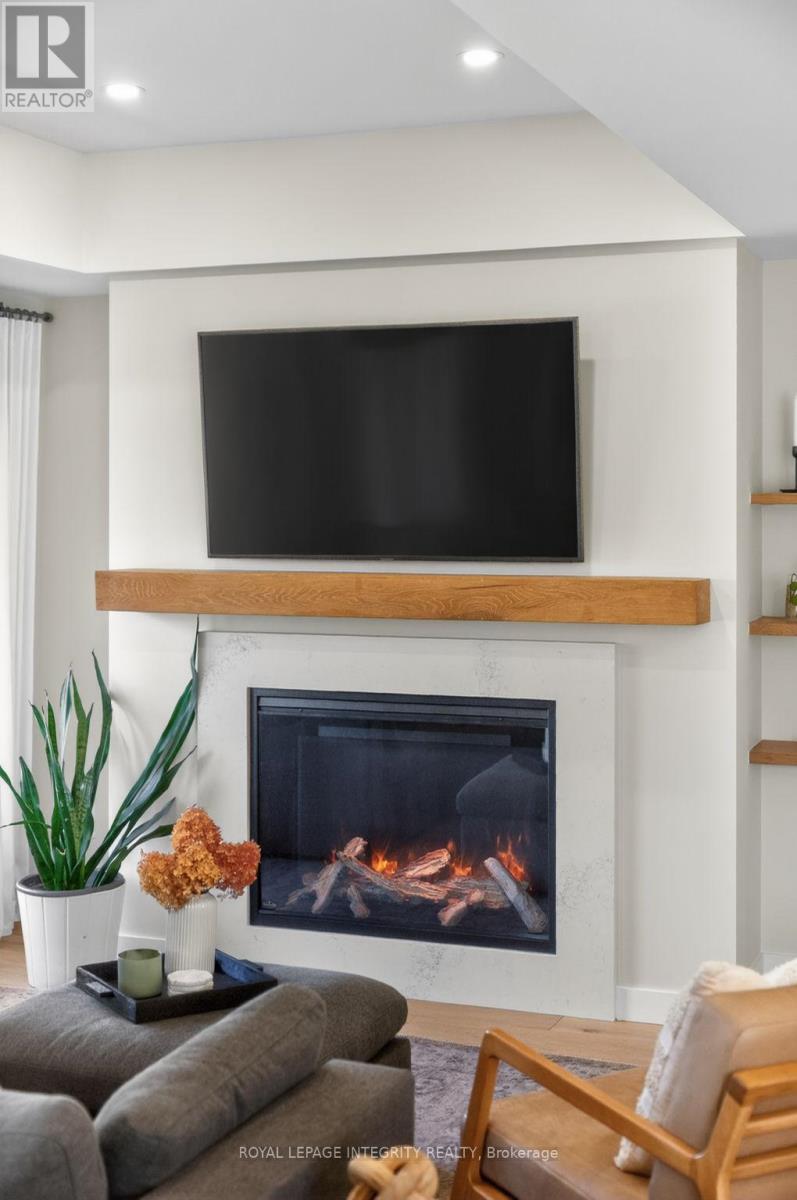 1145 Greyrock Crescent