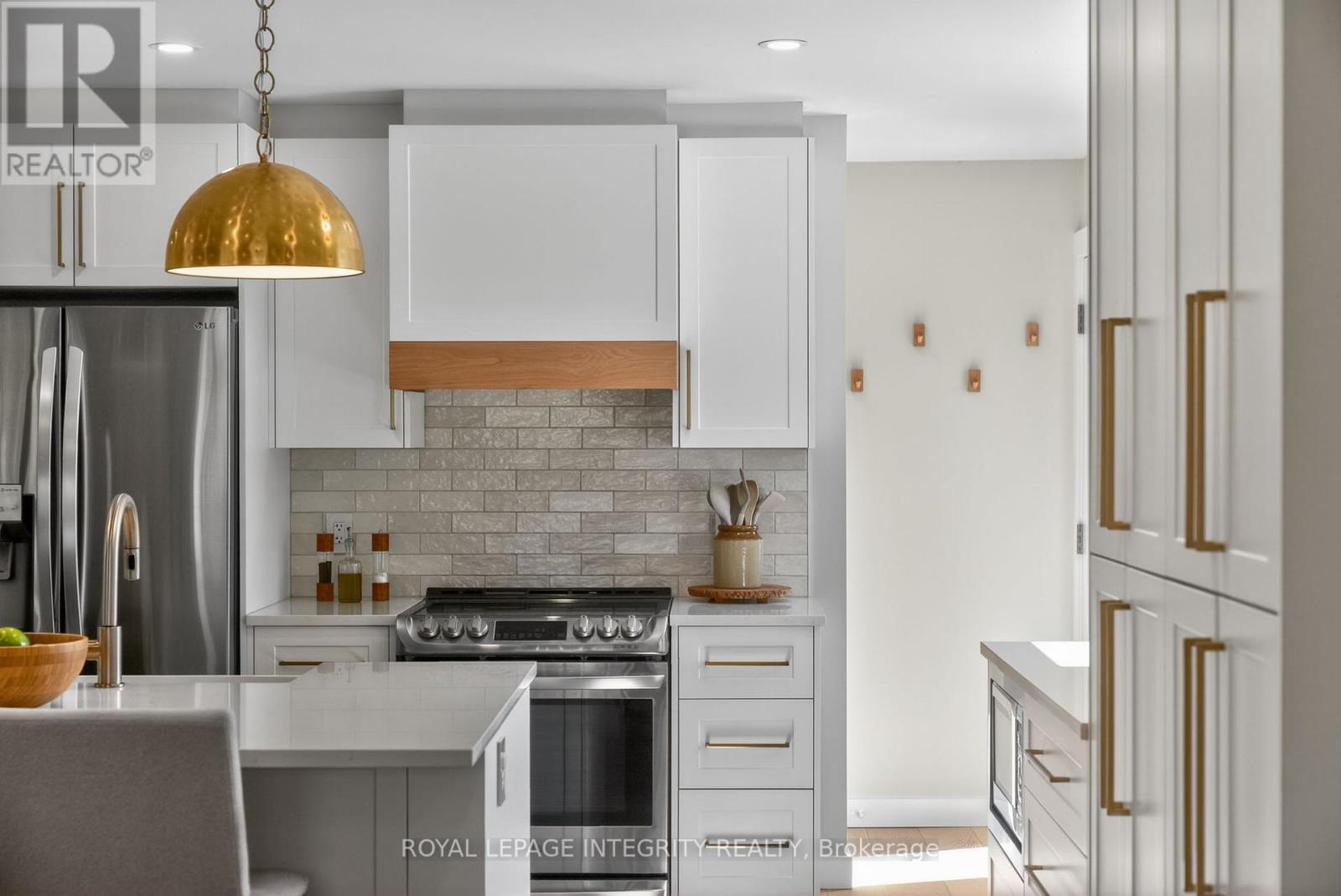 1145 Greyrock Crescent