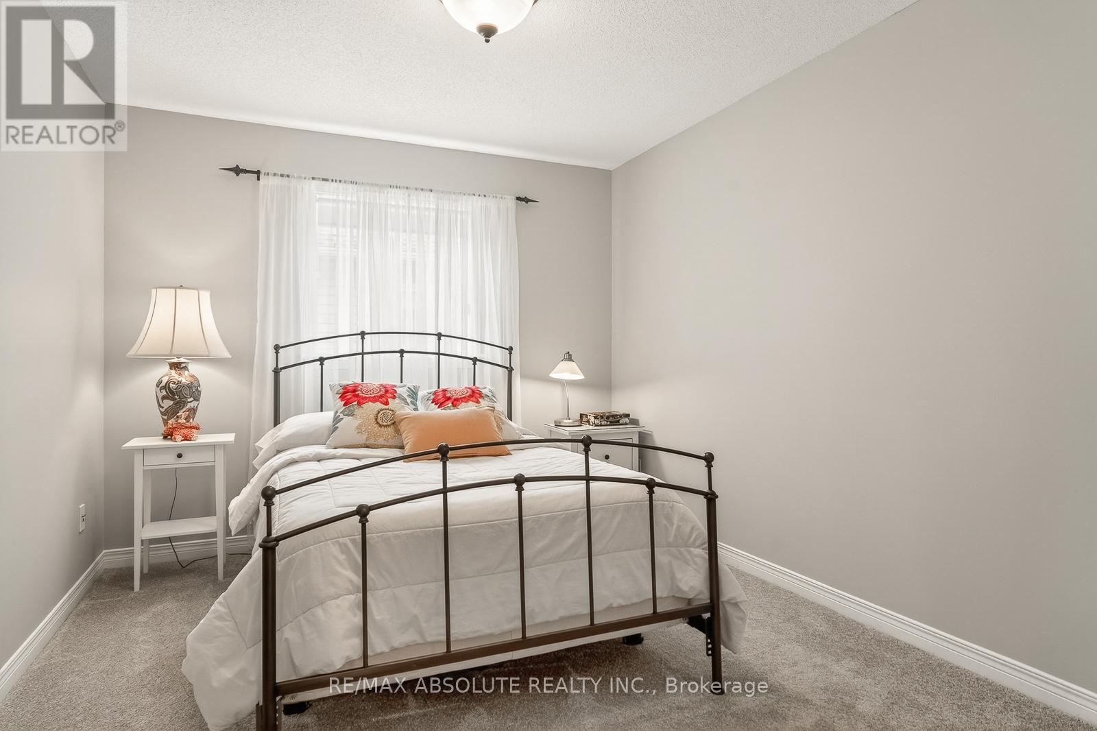 26 Franklin Cathcart Crescent