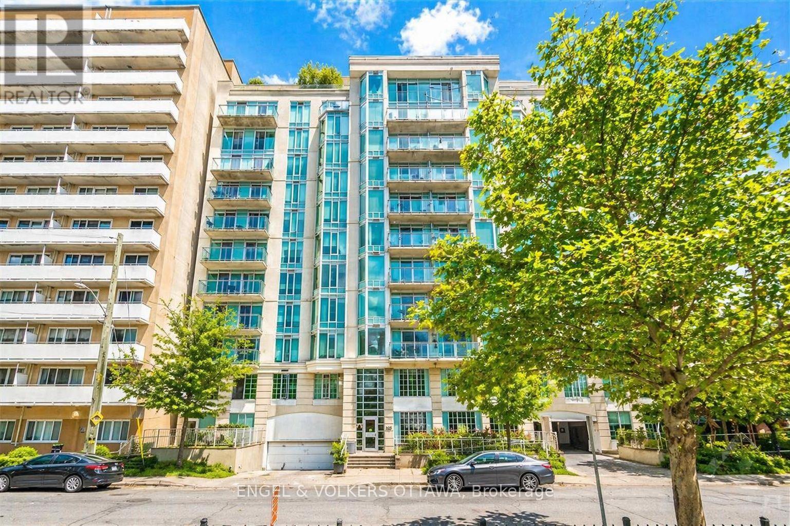 1112 - 138 Somerset Street W