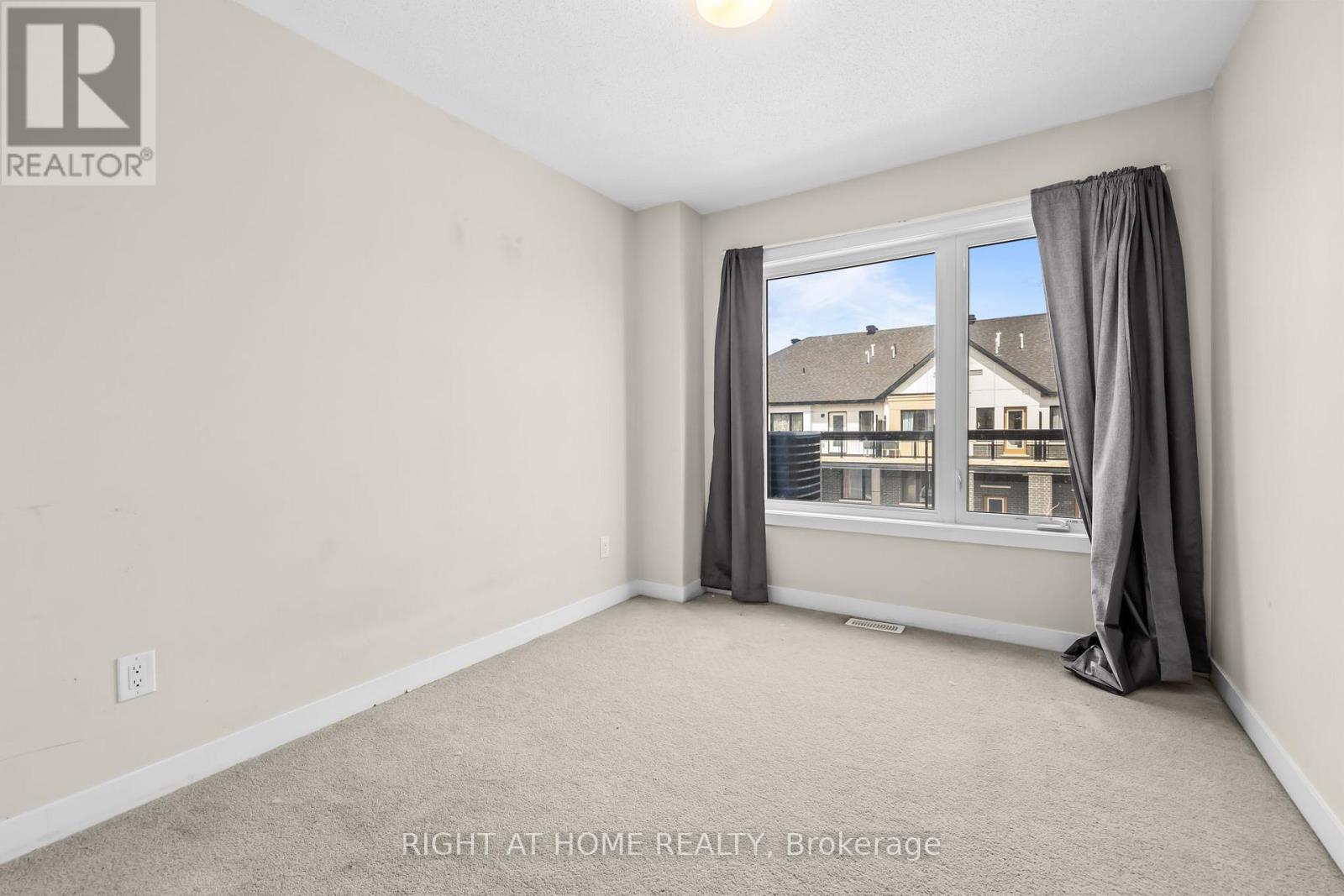 209 Speckled Alder Row