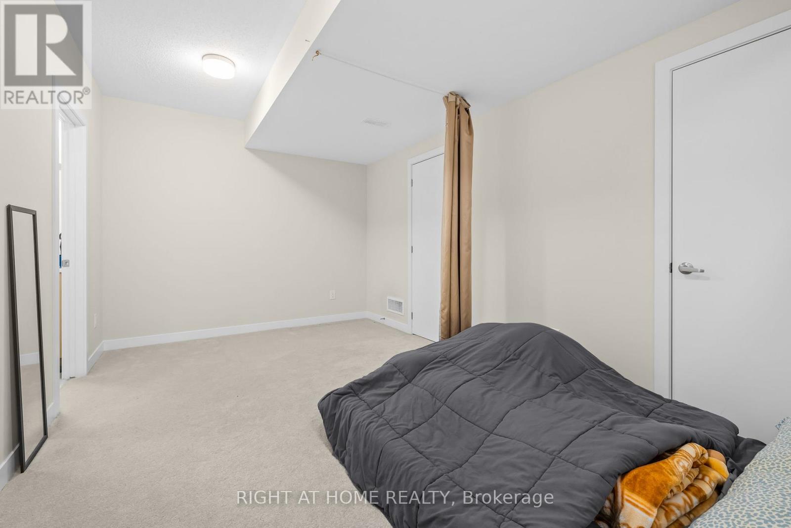 209 Speckled Alder Row