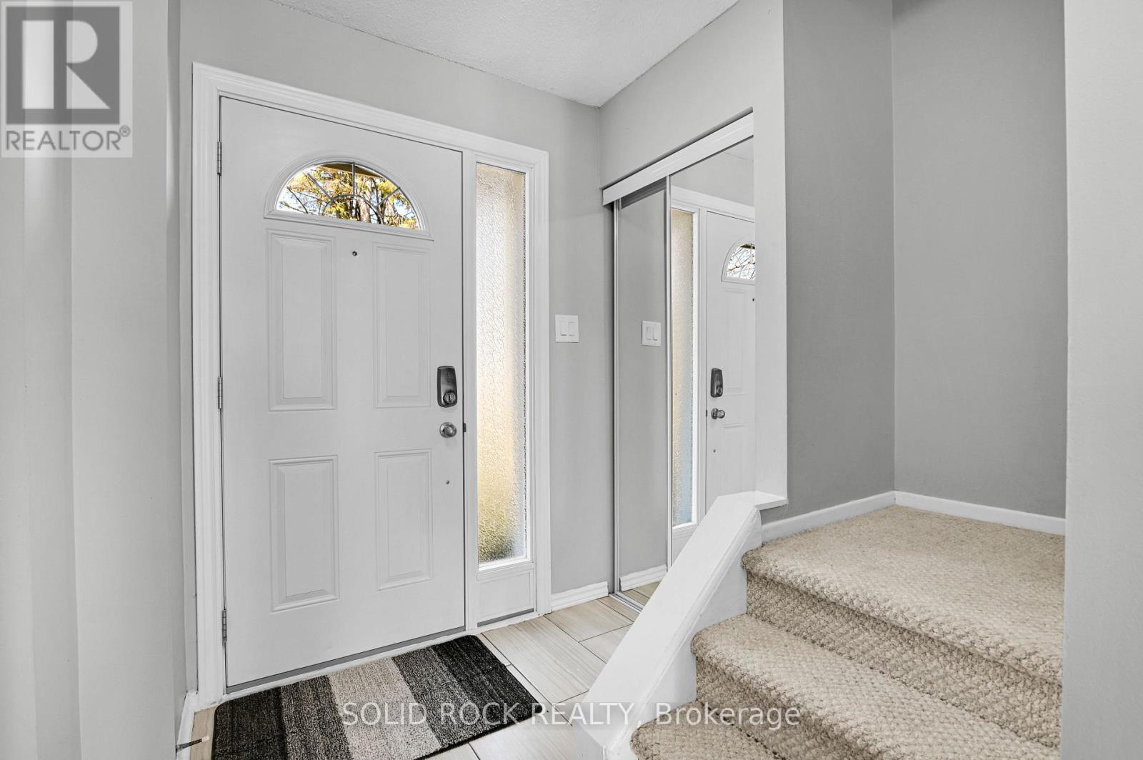 137 - 3915b Old Richmond Road