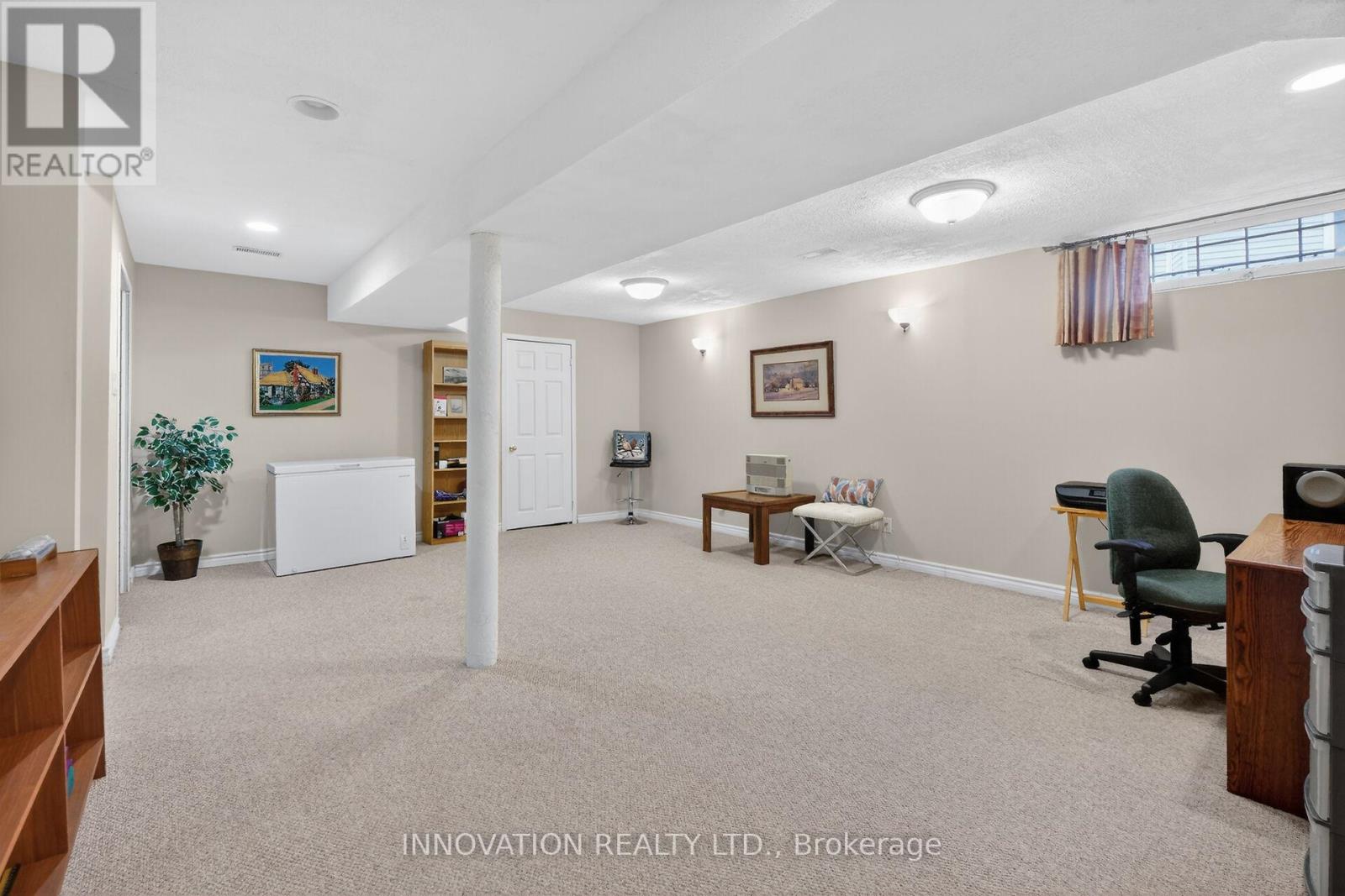 1698 Teakdale Avenue