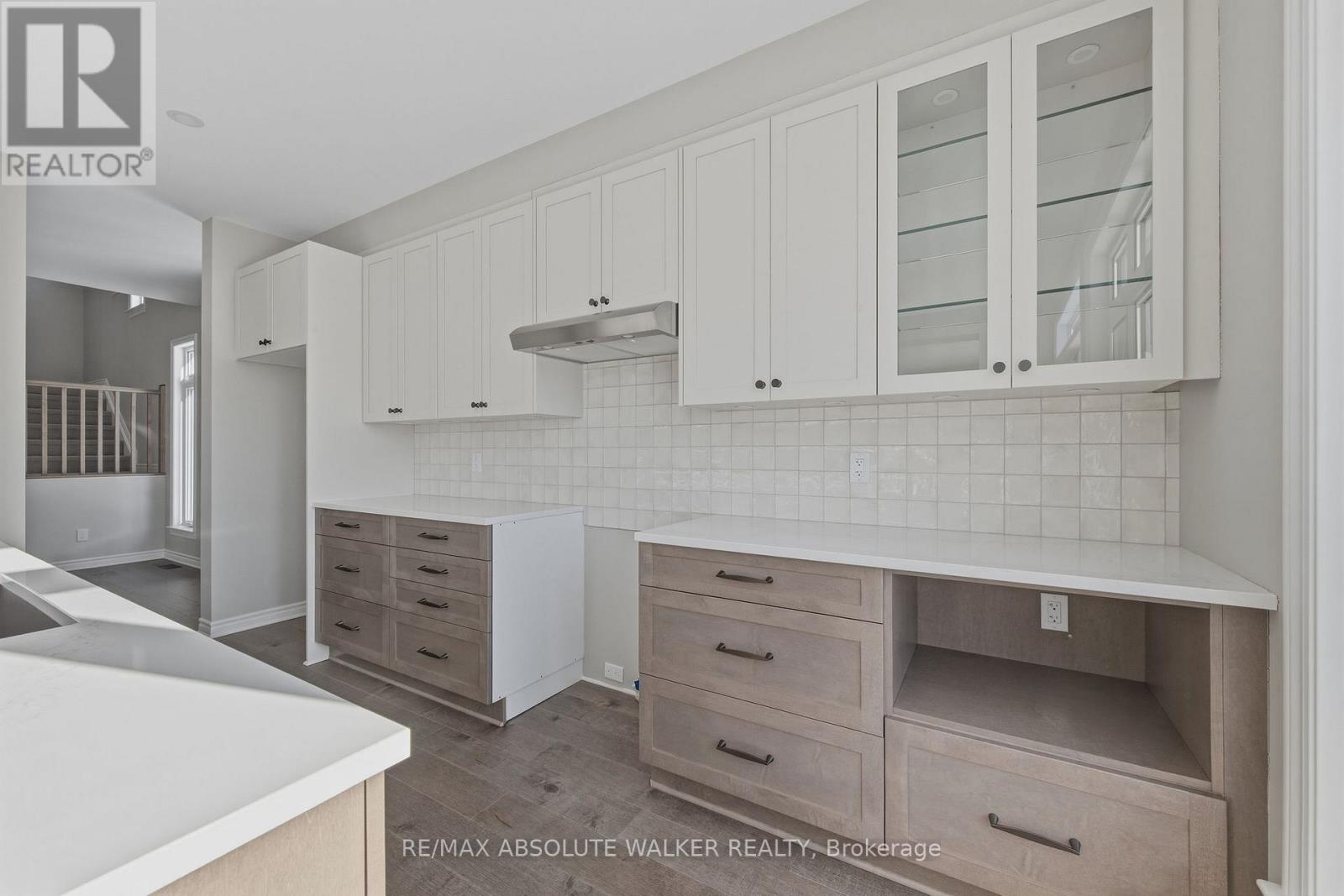 803 Antonio Farley Street