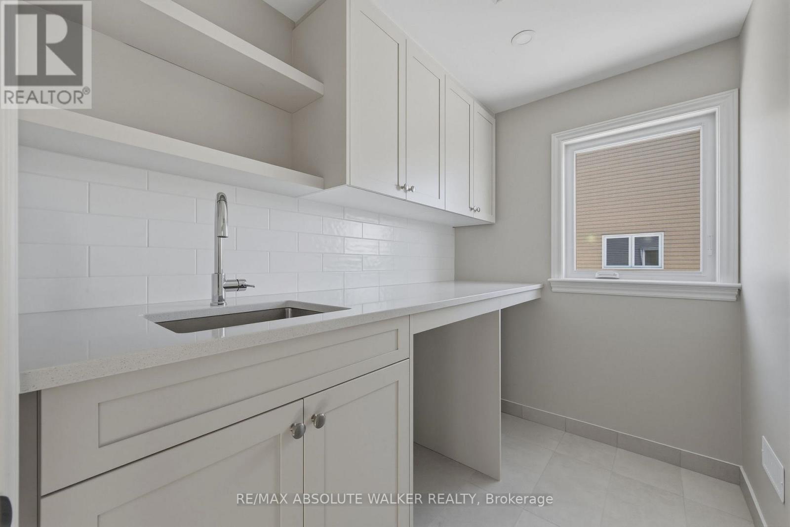 803 Antonio Farley Street