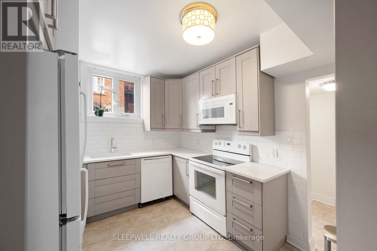 1a - 180 Augusta Street