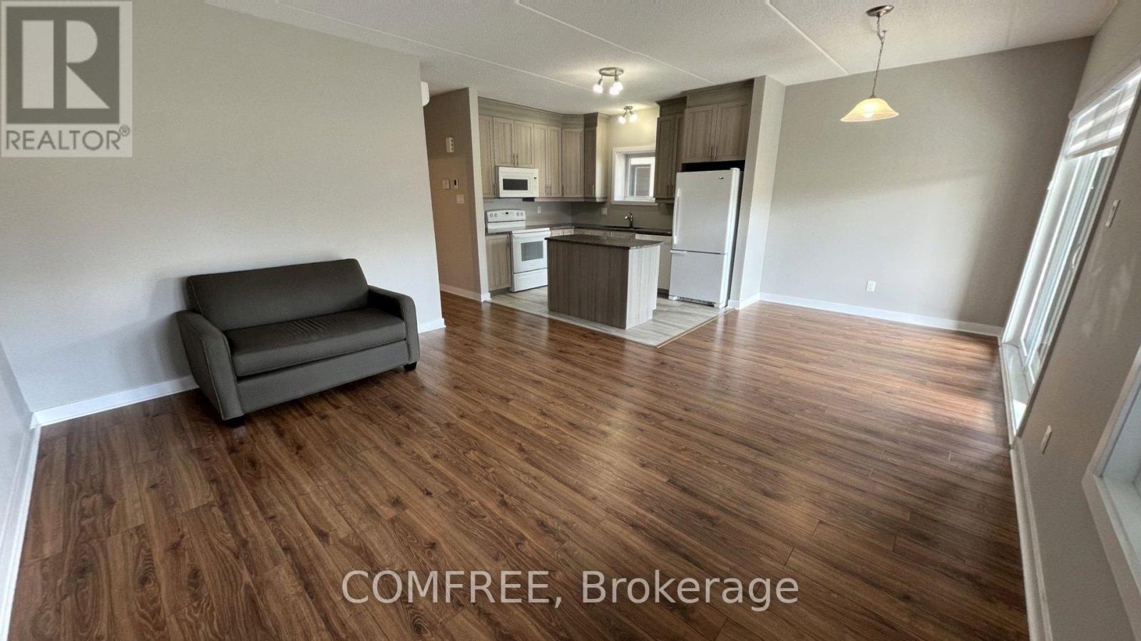 121 - 292 Masters Lane