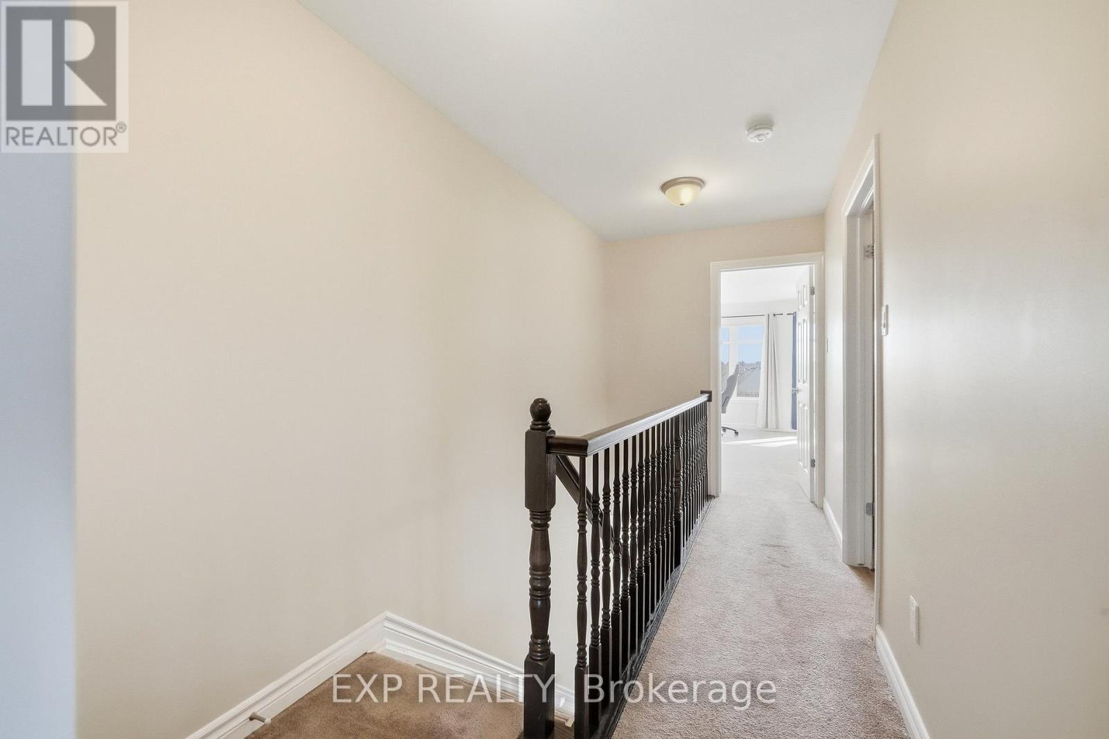 2 - 2224 Marble Crescent