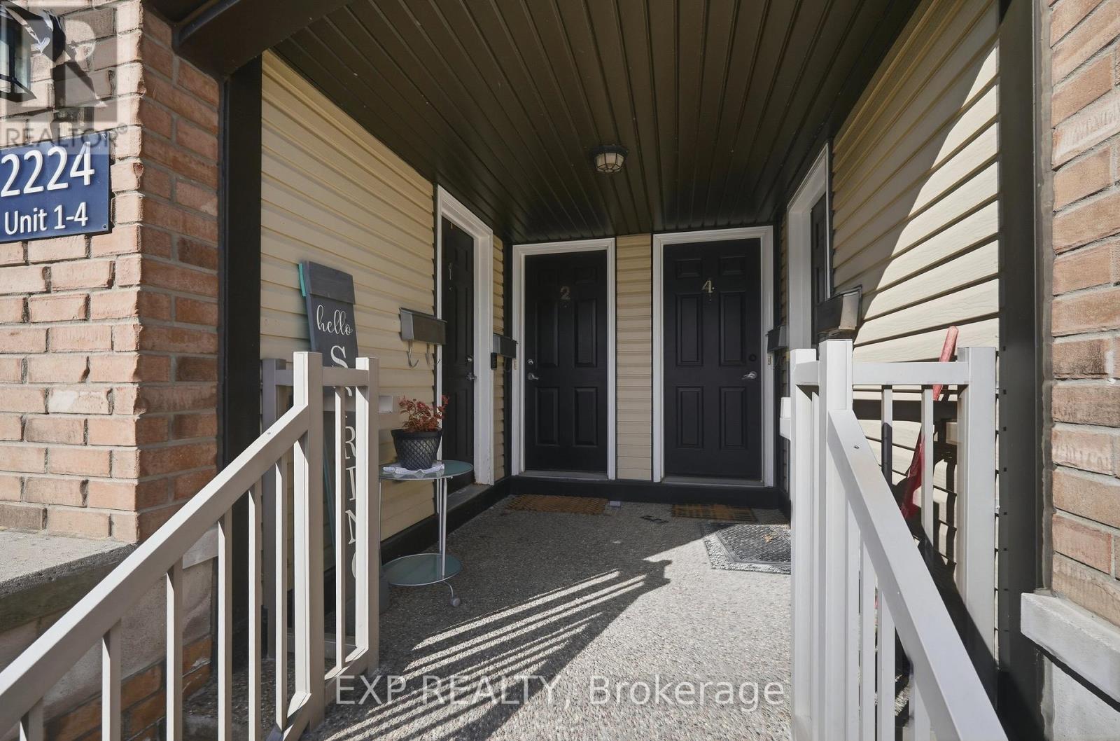 2 - 2224 Marble Crescent