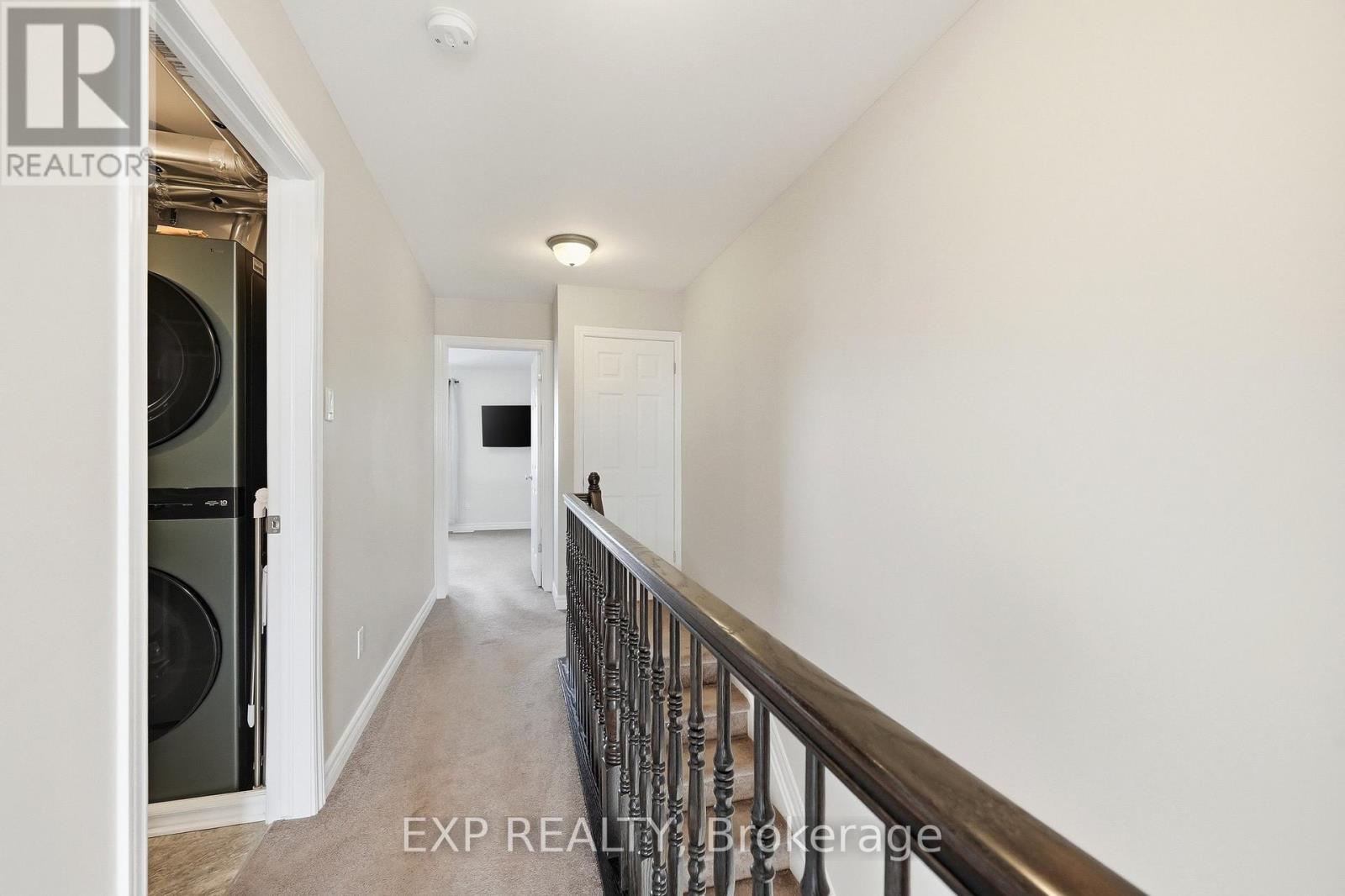 2 - 2224 Marble Crescent