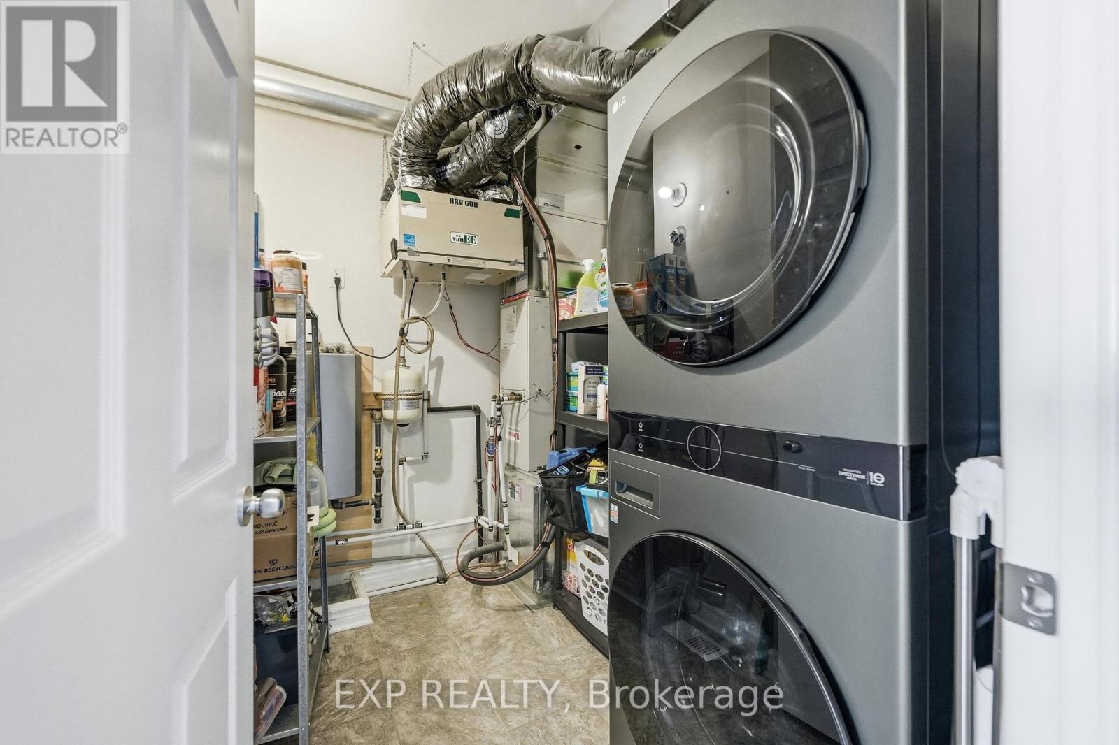 2 - 2224 Marble Crescent