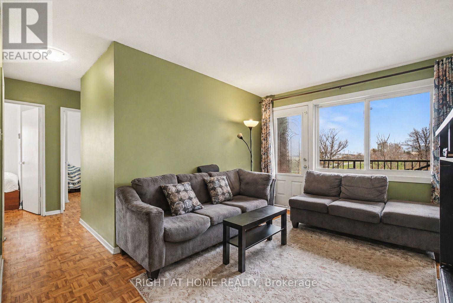 305b - 2044 Arrowsmith Drive