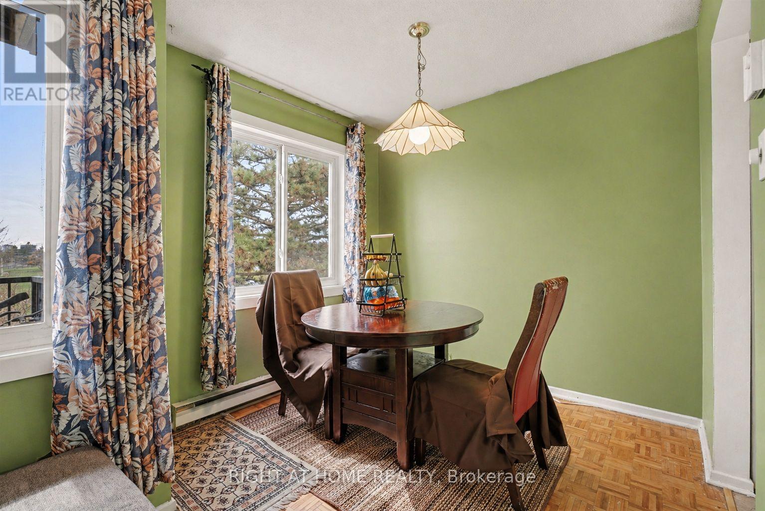 305b - 2044 Arrowsmith Drive