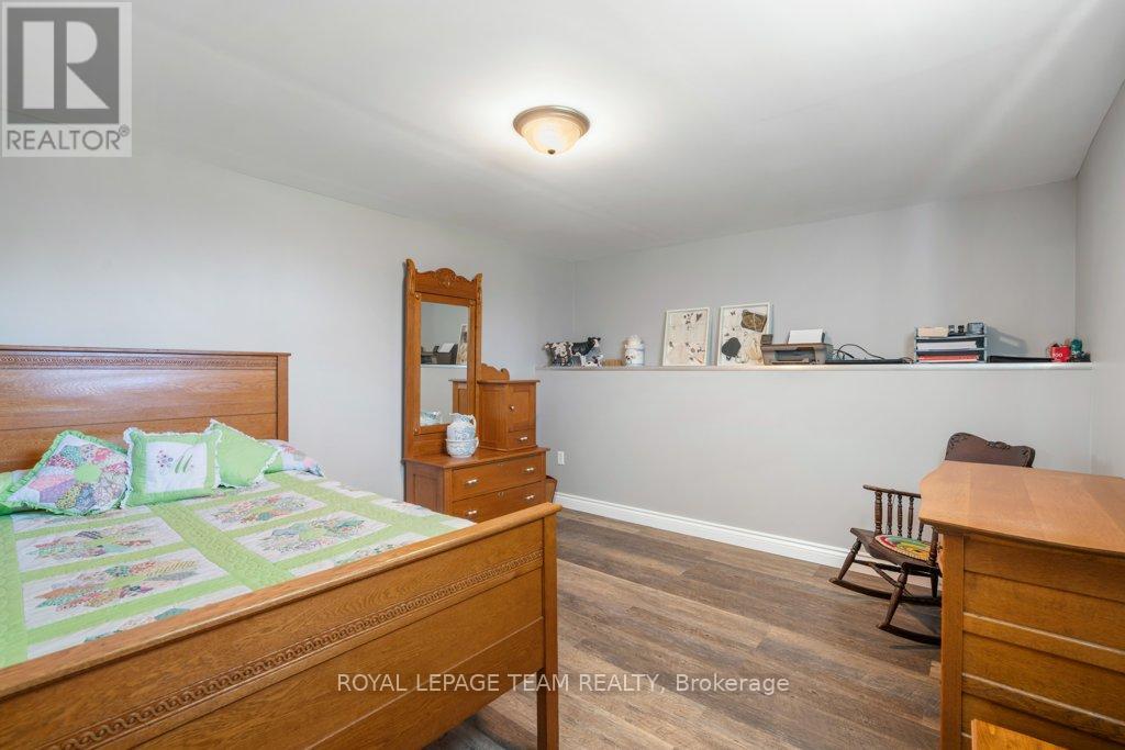 15065 Concession 3-4 Road