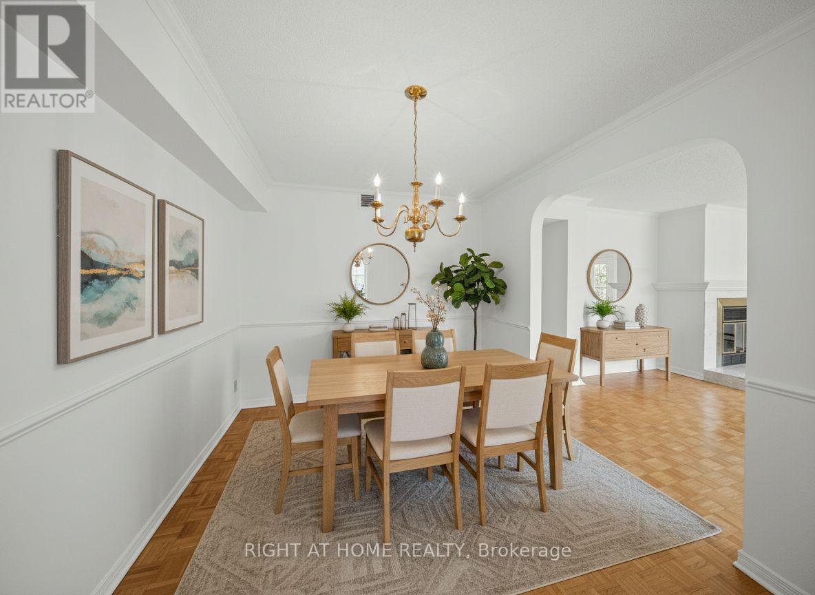 301 - 320 Crichton Street N