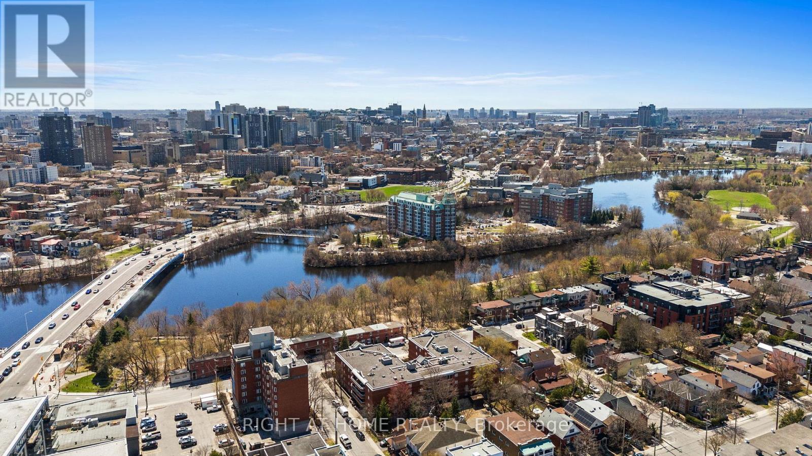 301 - 320 Crichton Street N