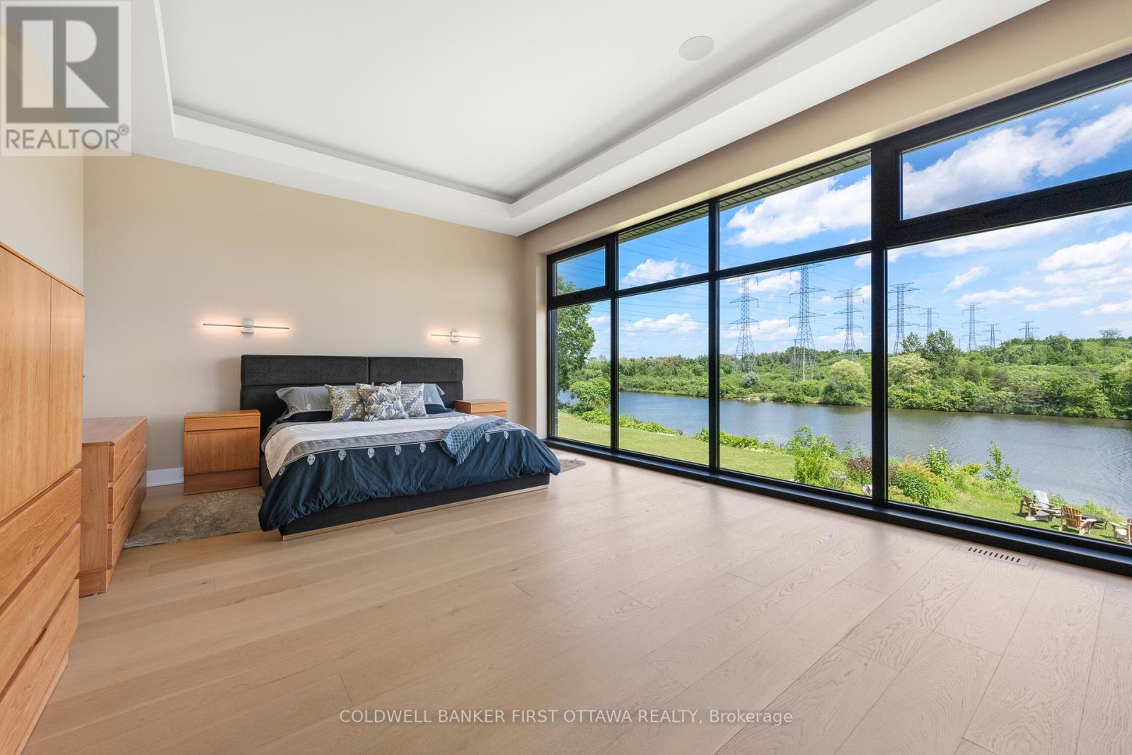 1981 Prince Of Wales Drive