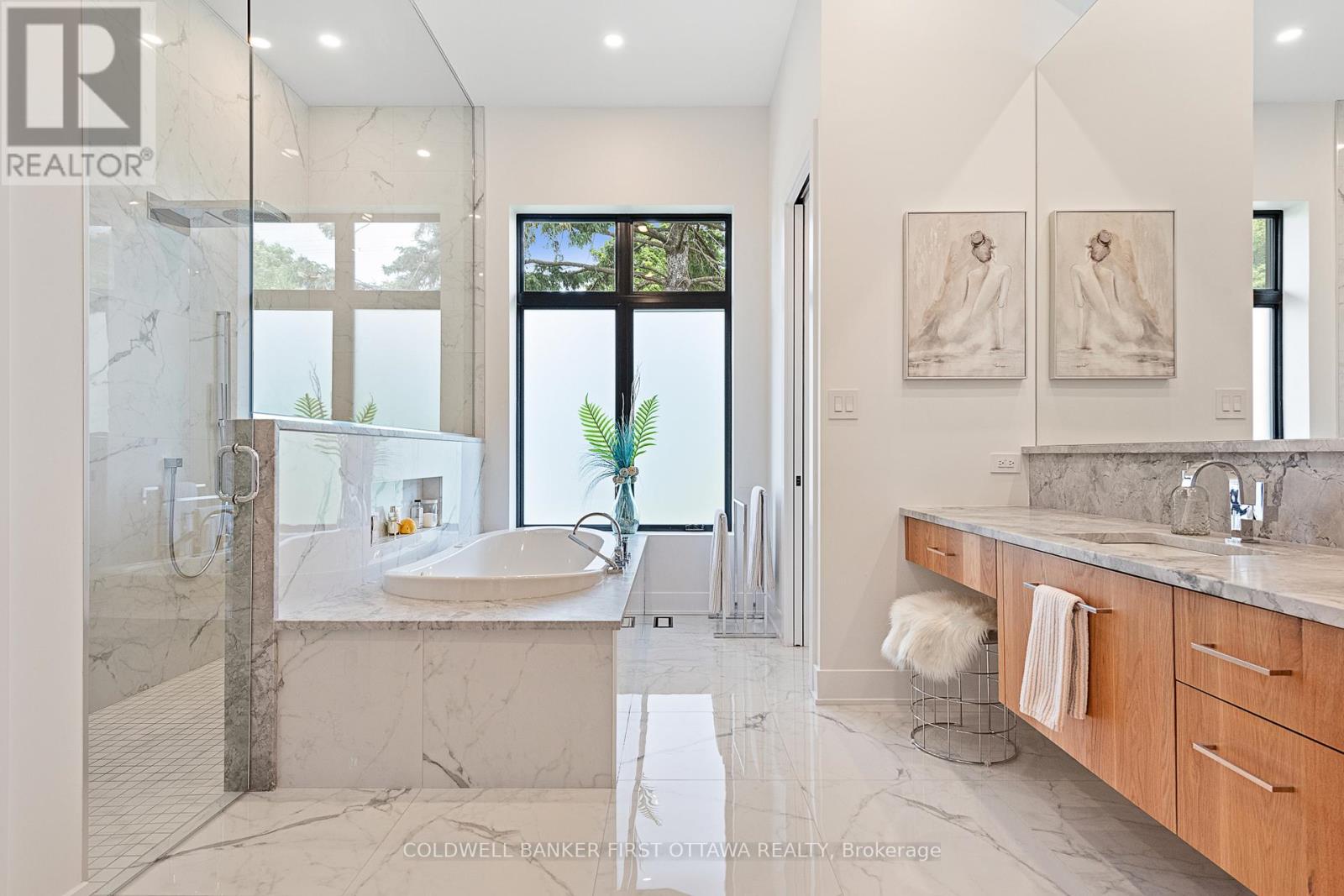 1981 Prince Of Wales Drive