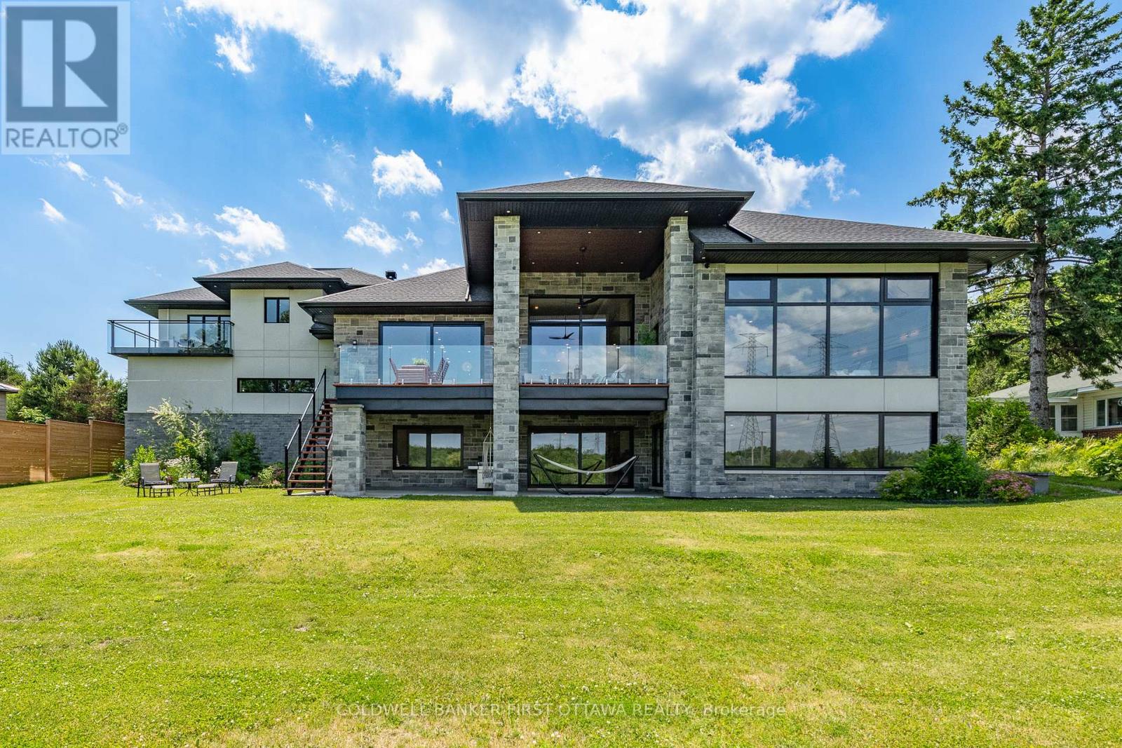 1981 Prince Of Wales Drive