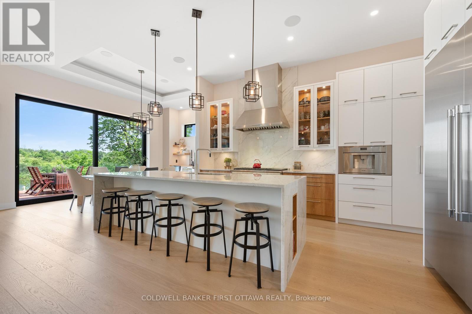 1981 Prince Of Wales Drive