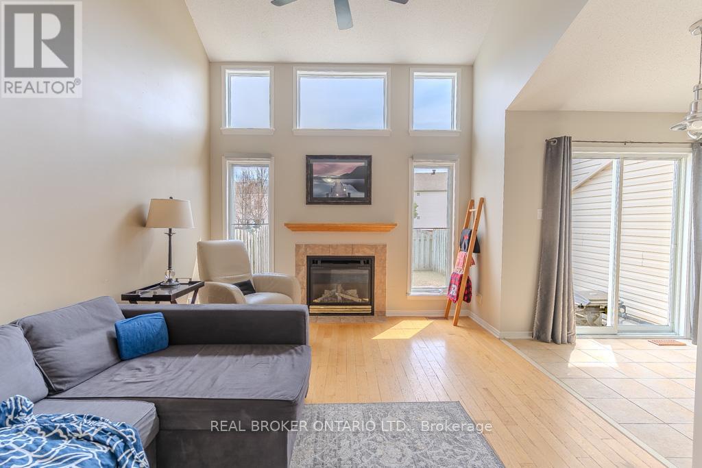 15 Calaveras Avenue S