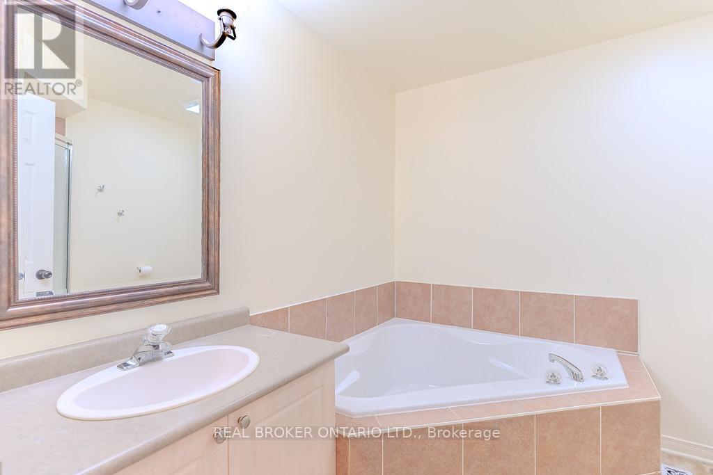 15 Calaveras Avenue S