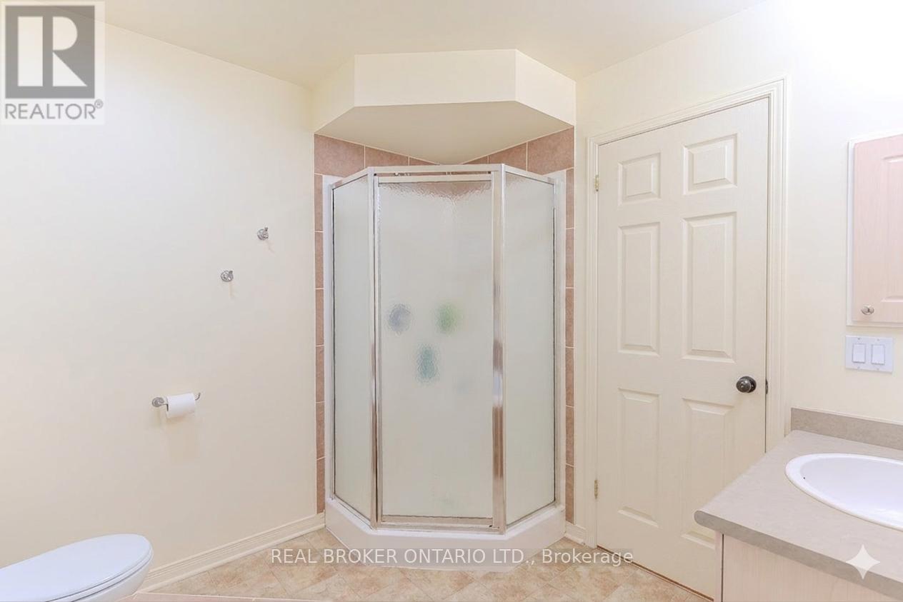 15 Calaveras Avenue S