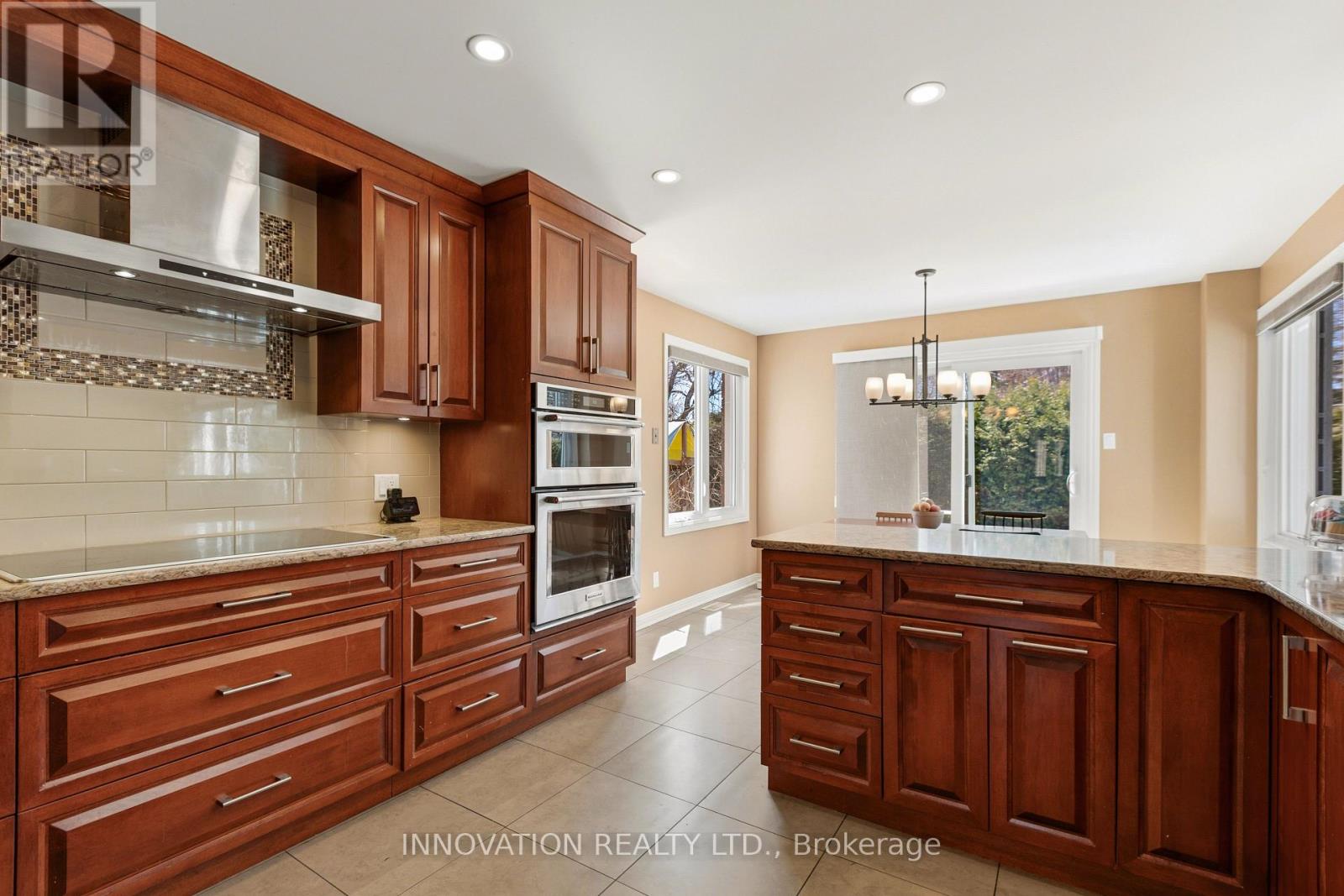 32 Marble Arch Crescent