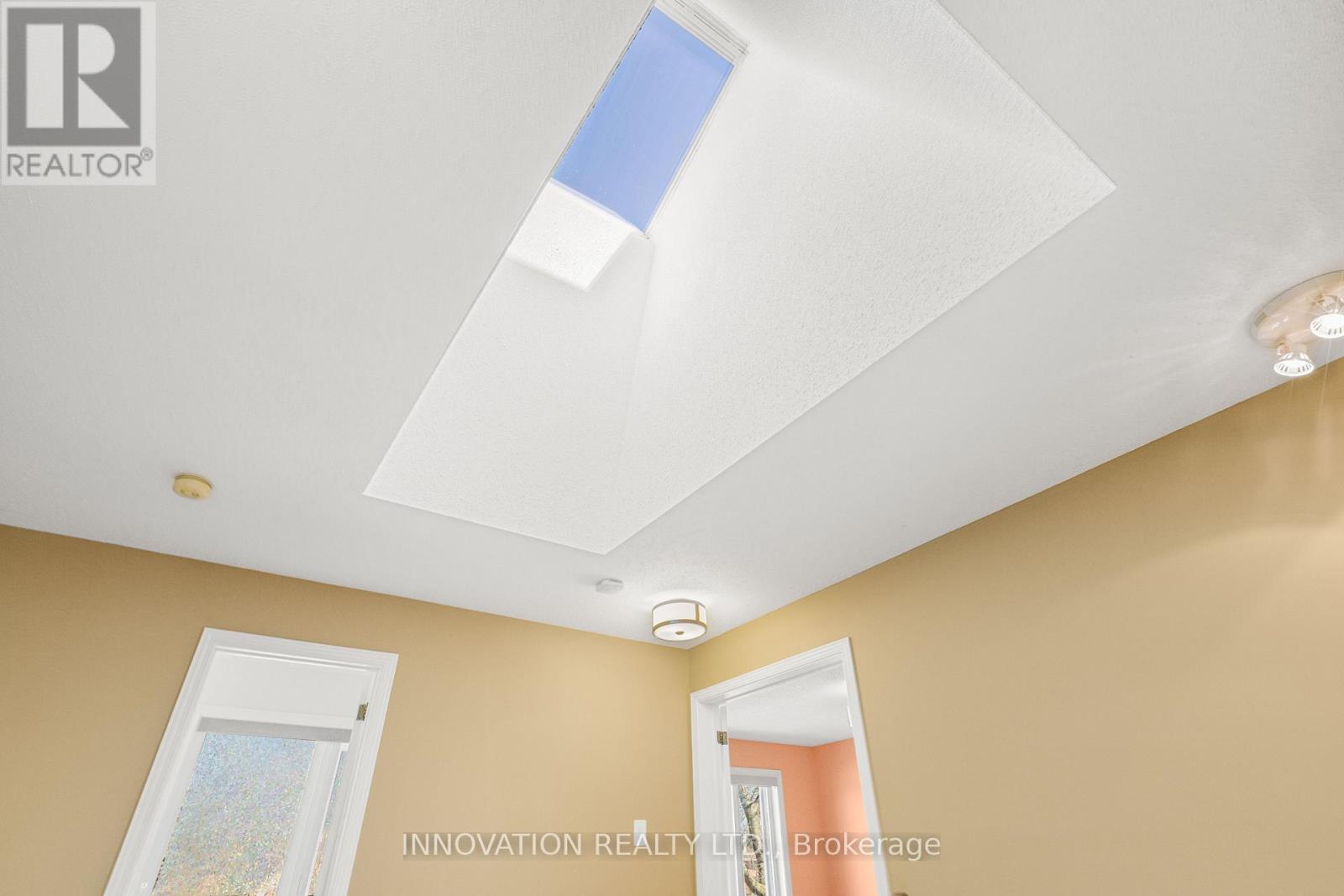 32 Marble Arch Crescent