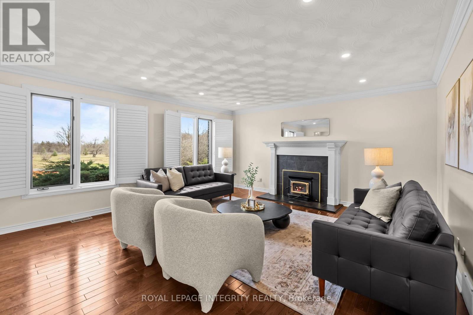 2025 Sixth Line Road