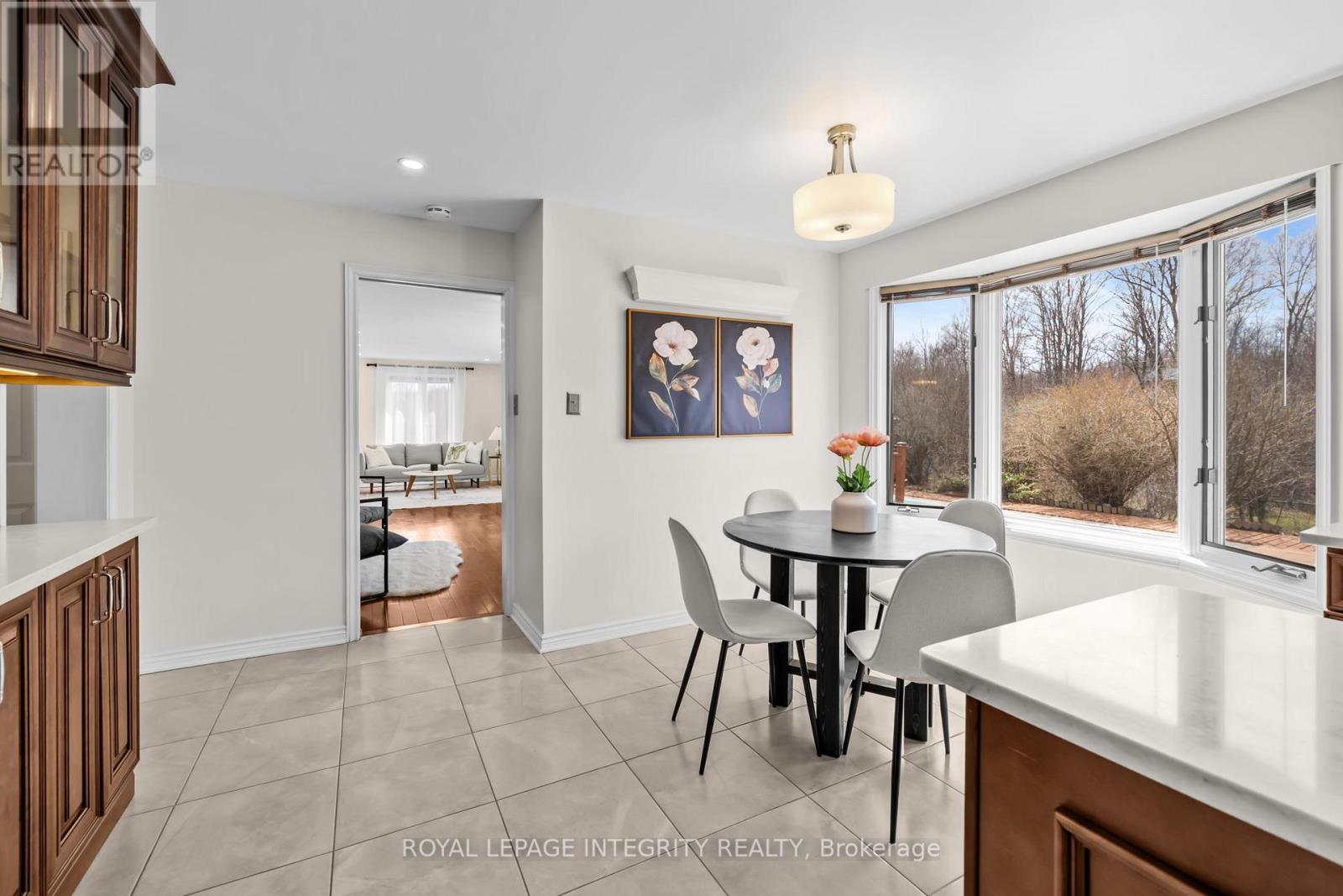 2025 Sixth Line Road