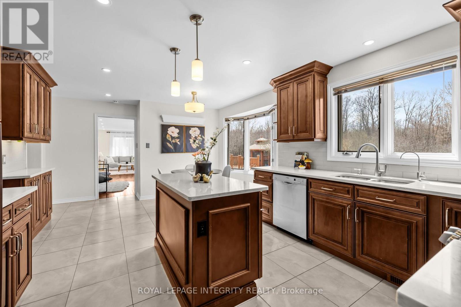 2025 Sixth Line Road