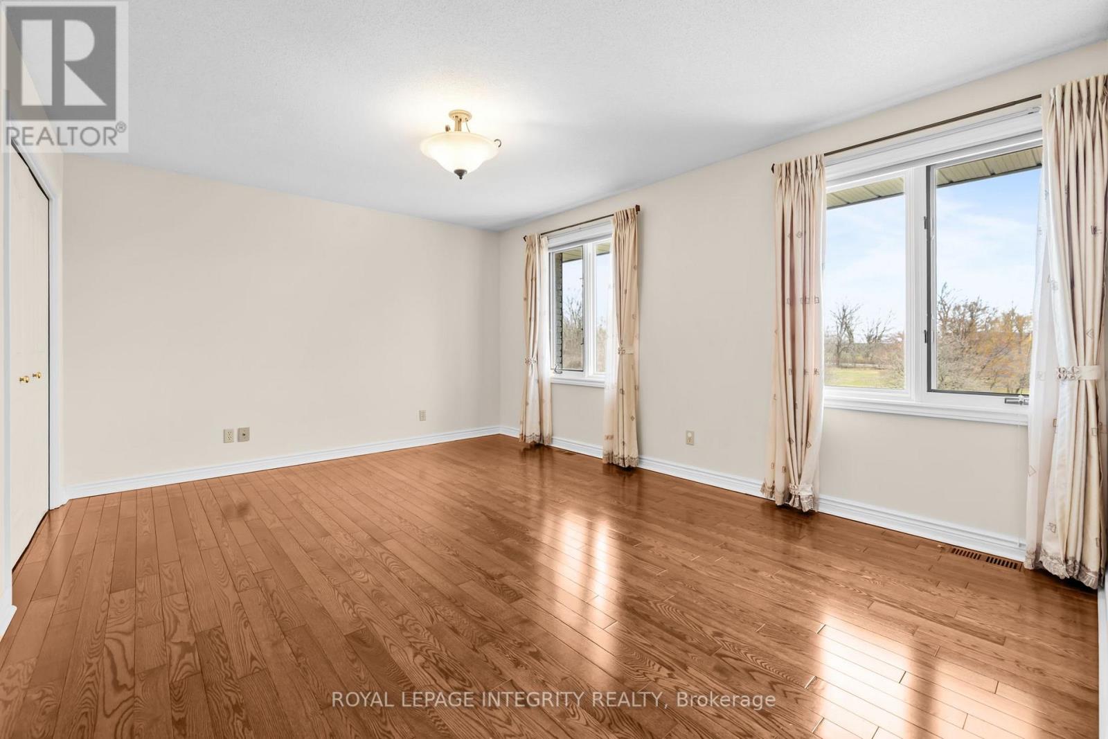 2025 Sixth Line Road