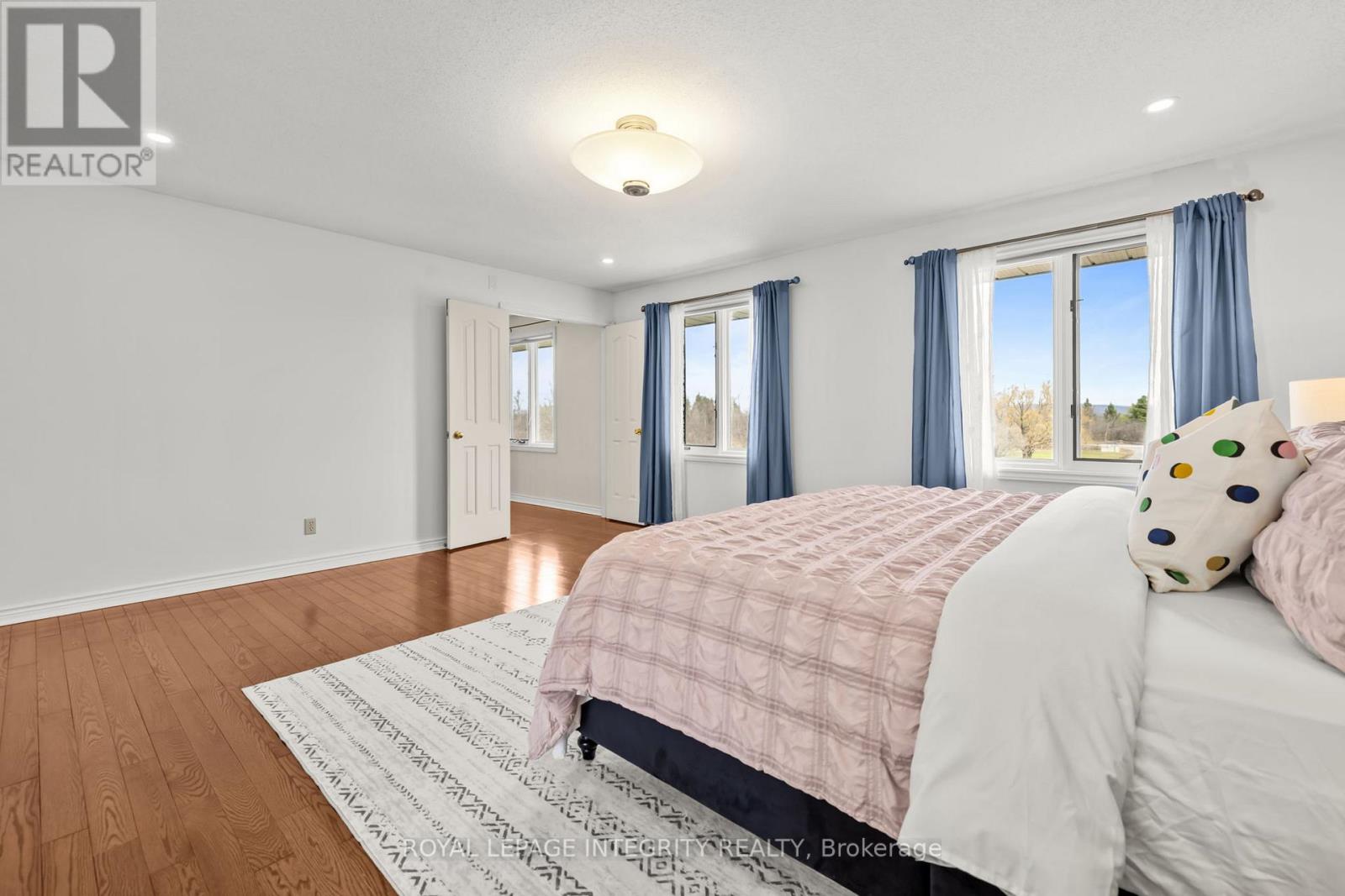 2025 Sixth Line Road