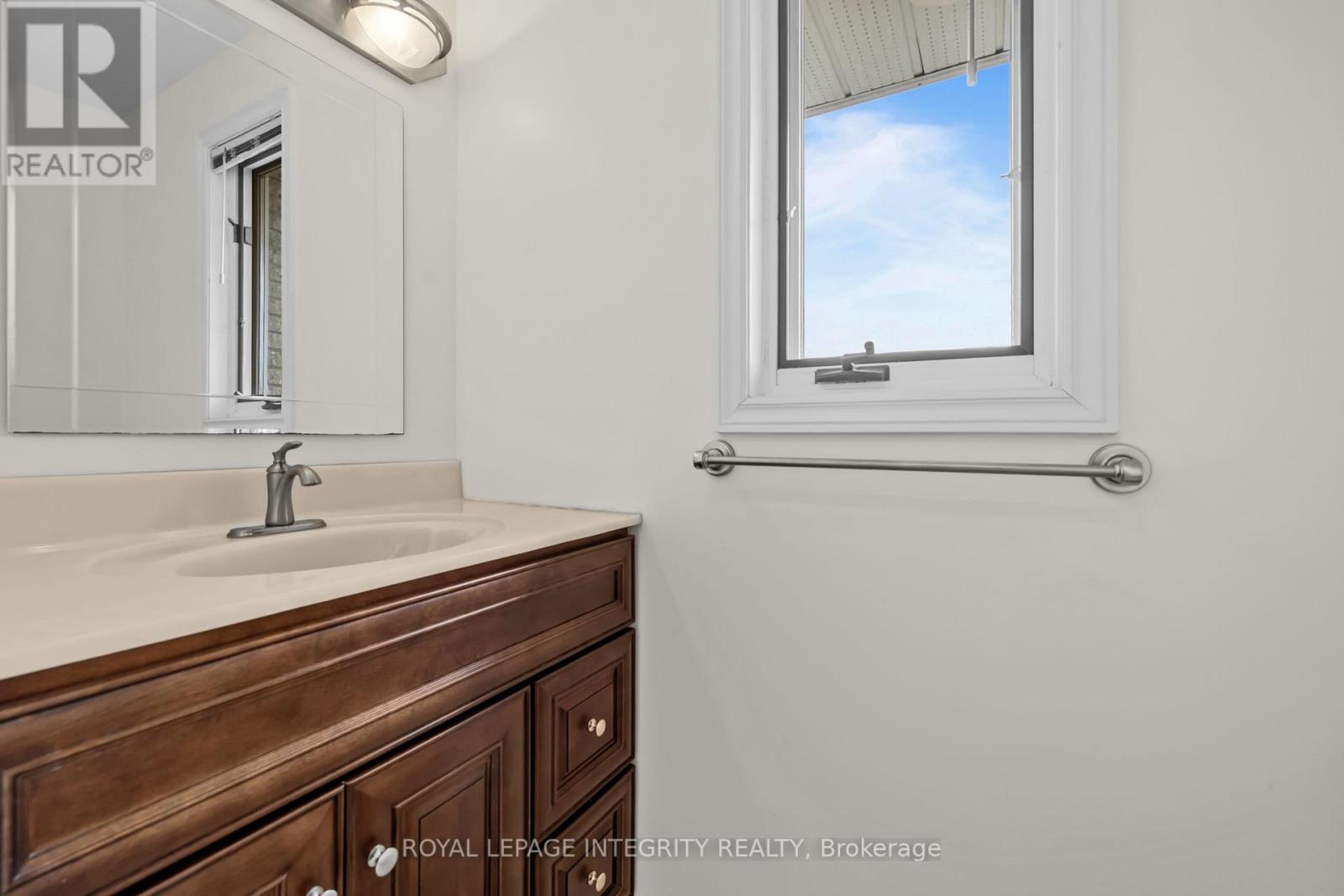 2025 Sixth Line Road