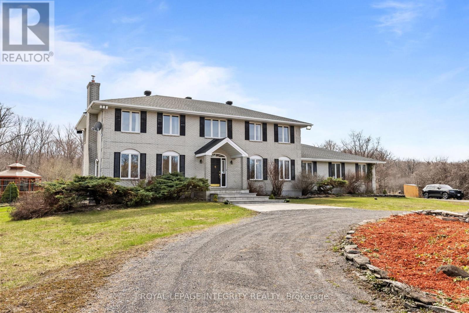 2025 Sixth Line Road