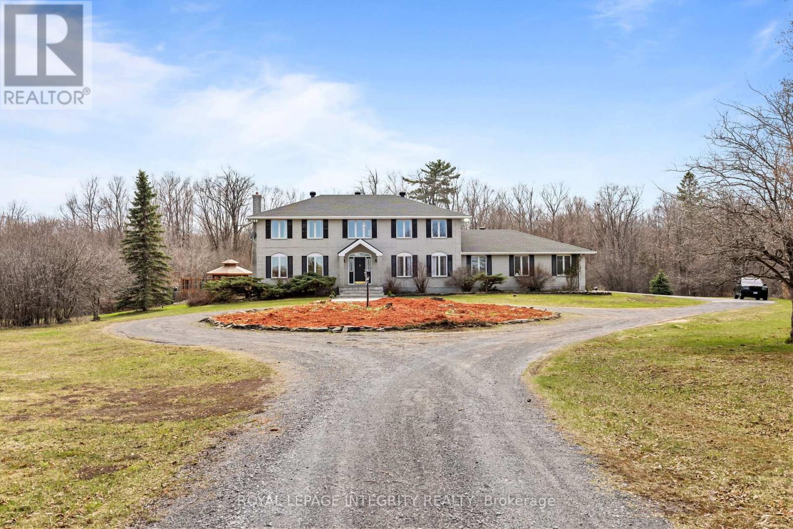 2025 Sixth Line Road