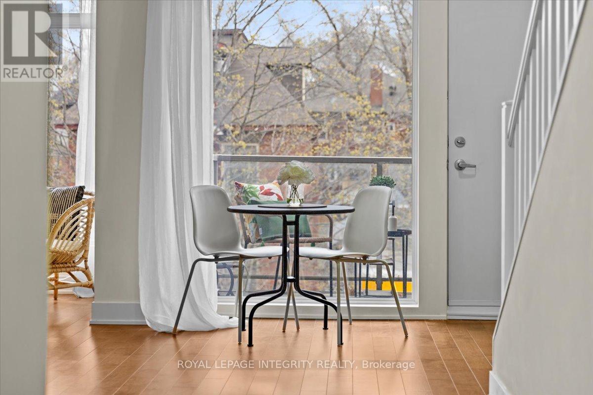 9 - 78 Holmwood Avenue