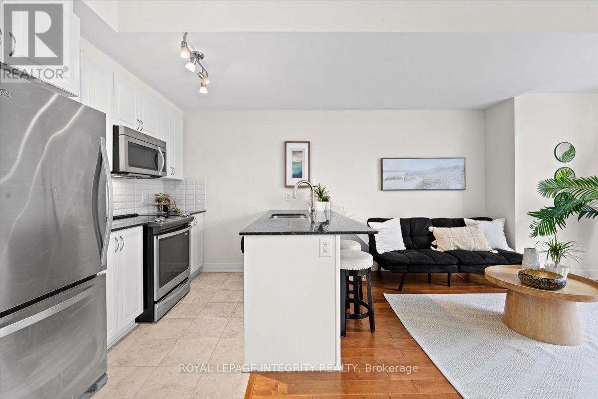 9 - 78 Holmwood Avenue