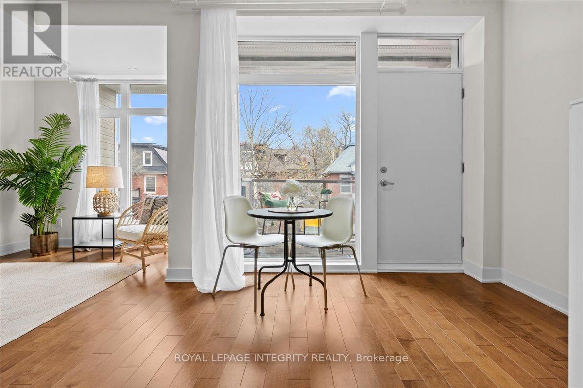 9 - 78 Holmwood Avenue