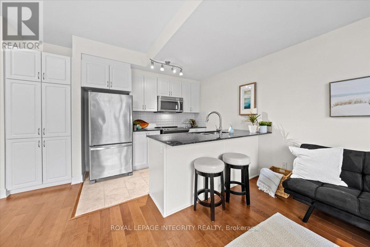 9 - 78 Holmwood Avenue