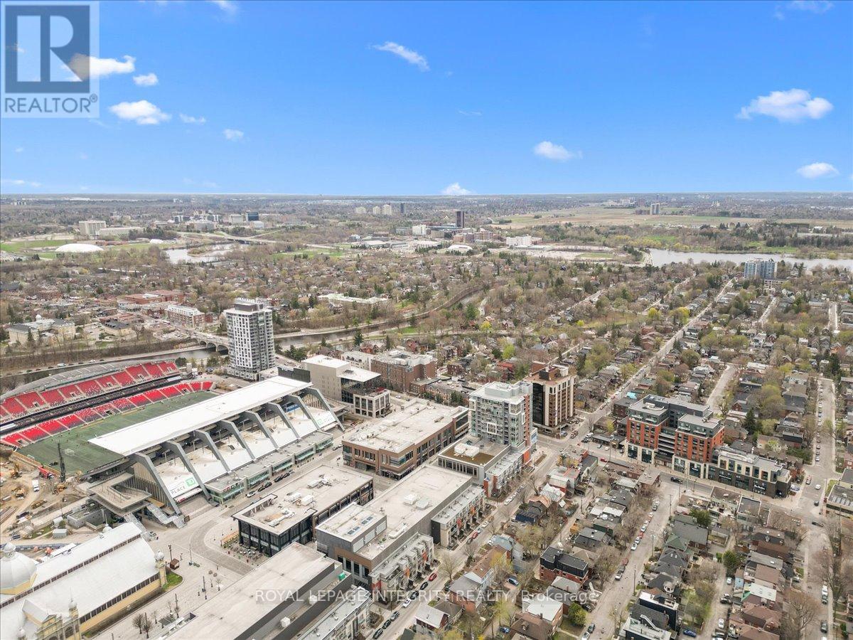 9 - 78 Holmwood Avenue